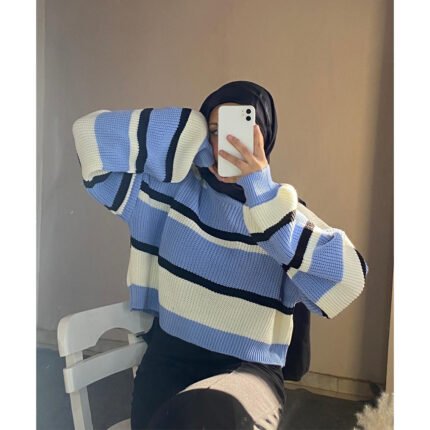 Oversized Winter Striped Cropped Pullover